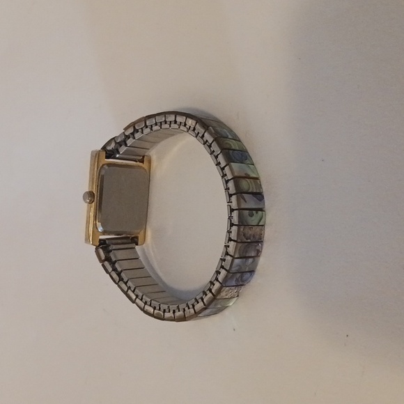 Vintage Le Baron Abalone shell Mother of Pearl quartz wrist watch - Picture 7 of 7